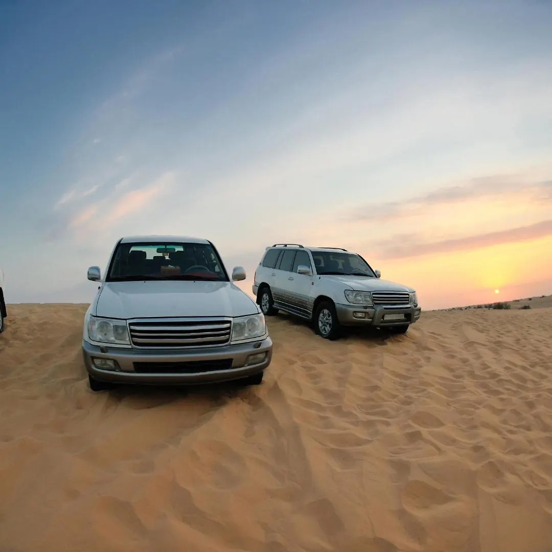 Car Tour & Travel contacts